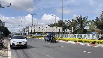 Đất đối diện siêu thị Aeon quãng Trường Mỹ Tho