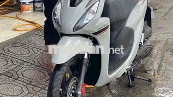 Honda Vision Thể Thao 110cc Xám