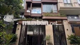 TÒA NHÀ KHU VIP - Lê Văn Sỹ, P.13, Q.3 - Hầm Xe, Thang Máy, Sàn suốt 
