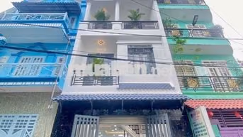 Chính chủ bán nhà 1T2L đúc, hẻm xe hơi Lâm Thị Hố, khu nhà lầu an ninh