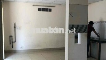 Cho thuê nhà C4 nguyên căn Huỳnh Tấn Phát