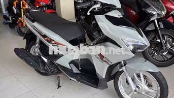 air blade 125cc . máy zin im . ko hú
