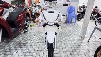 Honda Future Trắng đỏ Zin