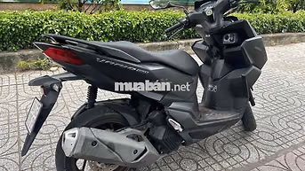 Honda Vario 160 Đen