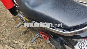 Yamaha Sirius Đen Vàng Xe số