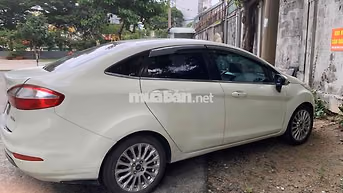 Ford Fiesta Titanium 2017 Số tự động Trắng