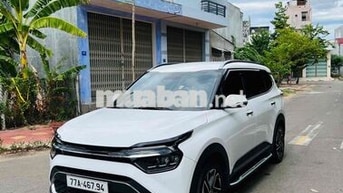 Kia Carens 2025 Trắng 7 chỗ Tự động 10.000 km
