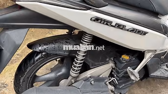 Honda Air Blade Trắng Tiết kiệm xăng