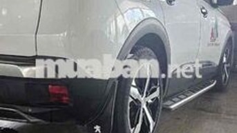 Peugeot 3008 2022 Trắng 96.000 km