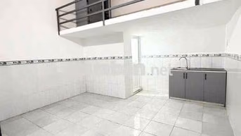 Phòng tầng trệt giá rẻ, gác cao 1m9