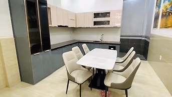 Vị trí đẹp giá quá hời 6 tỷ có nhà 5 tầng 