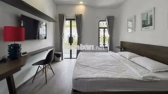 Phòng 35m2_ Studio, ban công, nội thất cơ bản_ 255 Phan Xích Long