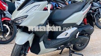 Vario 160 ABS 2025 xám xi măng xe đẹp như mới✅