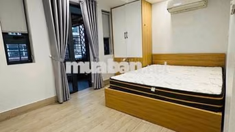CHO THUÊ CHDV 2PN 2WC_BAN CÔNG THANG MÁY _MÁY GIẶT SẤY  NGAY HÀNG XANH