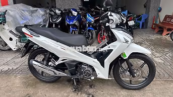 Future fi 2025 trắng đen ( hỗ trợ góp )