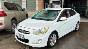 Hyundai Accent 2013 Số sàn Trắng