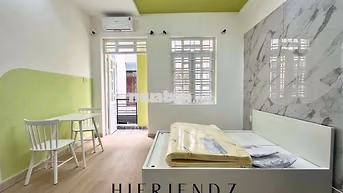 STUDIO BAN CÔNG MỚI XÂY ĐI BỘ QUA AEON TP, ĐH HUIT. FULL NỘI THẤT