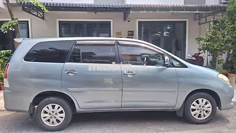 Toyota Innova GSR 2011 Số sàn Bạc