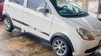 Chevrolet Spark 2011 Trắng 4 chỗ