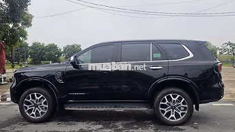 Ford Everest Titanium 2026 Đen