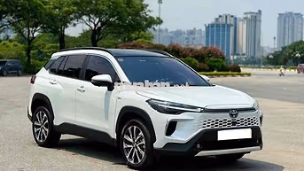 Toyota Corolla Cross HEV 2025 Trắng Hybrid