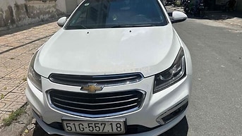 Chevrolet Cruze Trắng Tự động 2017