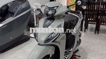 Honda Vision 2023 Thể thao bánh lớn Xám xi măng