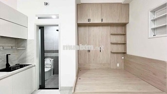 TRỐNG SẴN STUDIO TONE GỖ SIÊU XINH SẴN NỘI THẤT CƠ BẢN NGAY AEON MALL