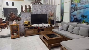 Cho thuê nhà Lầu Trệt gần ngã tư Chiêu liêu Dĩ An
