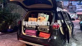 Kia Sedona Full dầu 2.2 2018 7 chỗ Nâu
