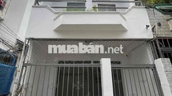 nhà mặt góc thông thoáng ko dính lộ giới