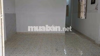 Cần bán gấp nhà đẹp, giá rẻ. Nhà sát gần đường lớn.