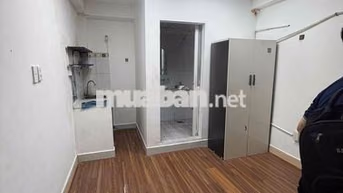 em pass phòng chưa ở chỉ muốn lấy cọc giá thuê 3 tr1 tháng