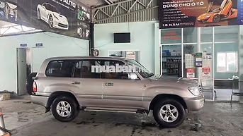 Toyota Land Cruiser 8 chỗ Xăng Số sàn Nhật Bản