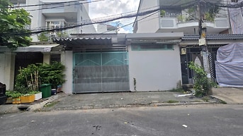 Cho thuê nhà MTNB 12m Lê Thúc Hoạch, Tân Phú. DT 8x20- trệt suốt- 20TR