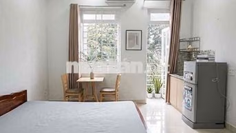 PHÒNG BAN CÔNG FULL NỘI THẤT GẦN SÂN BAY