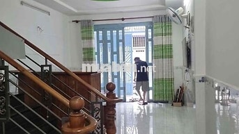 TẠNH XUÂN 22 . dt: 4x13 fun nội thất , giá 7tr5