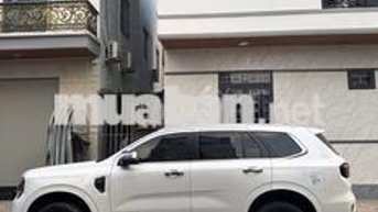 Ford Everest 1 cầu 2022 Trắng 61000 km