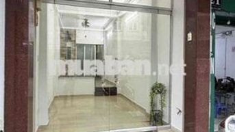 Cho thuê tầng trệt mặt tiền Trần Huy Liệu đường 2 chiều sầm uất
