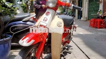 Honda Super Cub 70 Cổ điển Đỏ