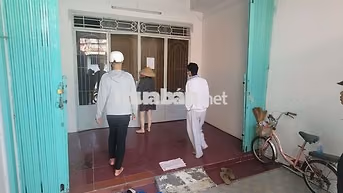 **Cho thuê nhà cấp 4 Đường Số 45 P14, 2PN, mới sơn, chỉ 8tr**
