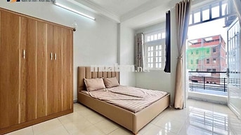 PHÒNG TRỌ GIÁ RẺ FULL NỘI THẤT BAN CÔNG RỘNG GẦN CÔNG VIÊN LÀNG HOA