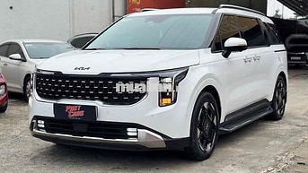 Kia Carnival Premium 2025 odo 26.000 km một chủ
