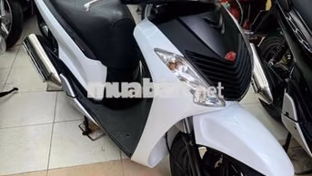 Honda SH Trắng Việt Nam