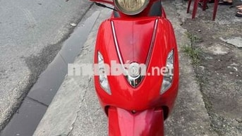 Xe tay ga Atila màu Đỏ