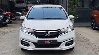 Honda Jazz 2018 V 1.5L, hatchback 5 chỗ,màu trắng