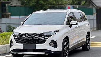 Hyundai Custin 2.0T 7 chỗ rộng rãi model 2024