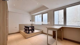 Cho thuê căn hộ 40m2 cửa sổ mới 100% - Cách Mạng Tháng 8 Q3, Chợ Hòa H