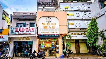 GÓC 2 MẶT TIỀN HUỲNH VĂN BÁNH - 4x17m - TRỆT 2 LẦU - GIÁ: 55 TRIỆU