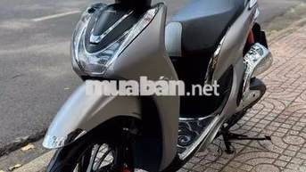 Honda SH Mode 2026 ABS Bạc Đen 400 km